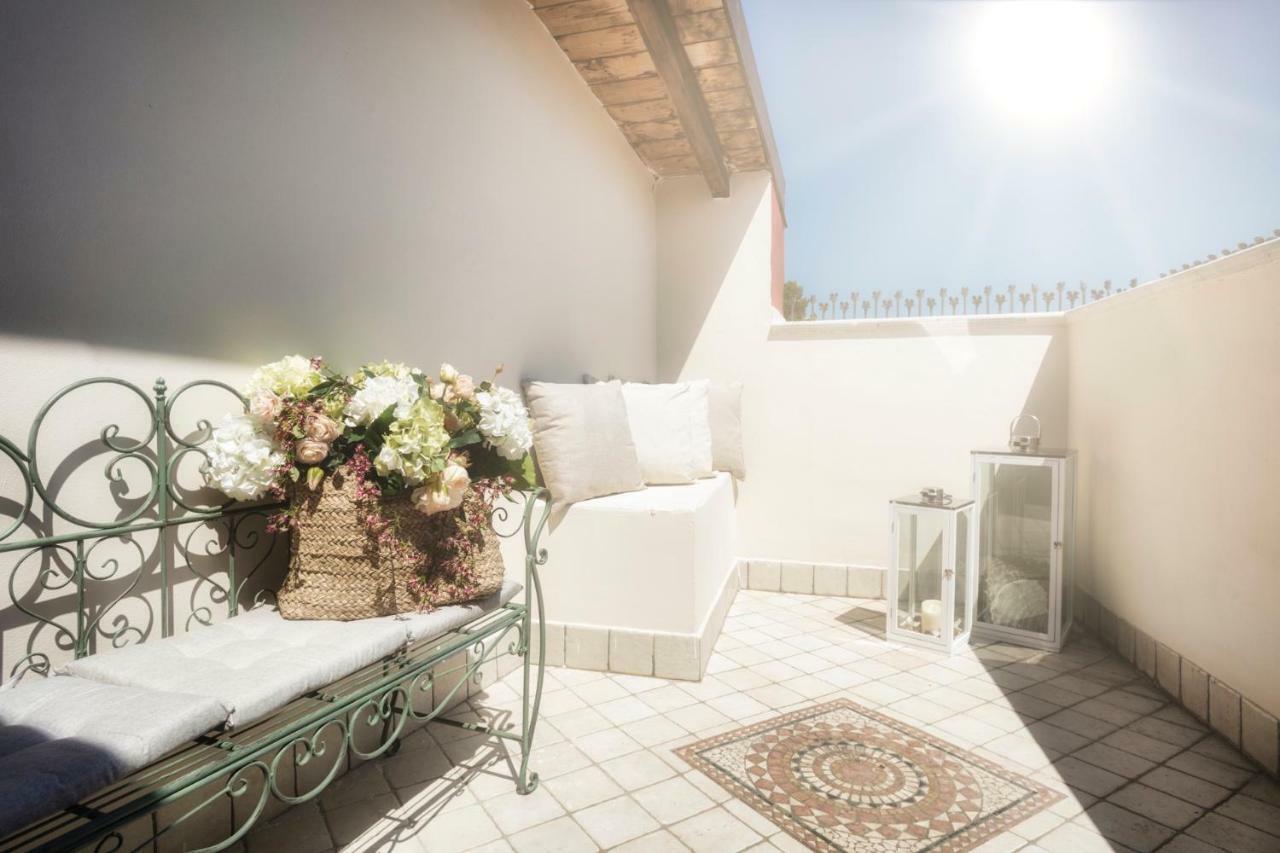 ואסטו Palazzo Eugenia Suites מראה חיצוני תמונה