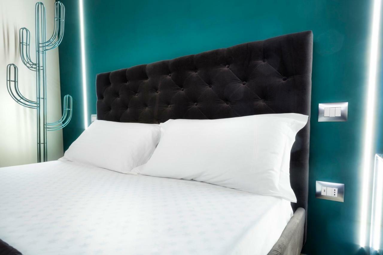 ואסטו Palazzo Eugenia Suites מראה חיצוני תמונה