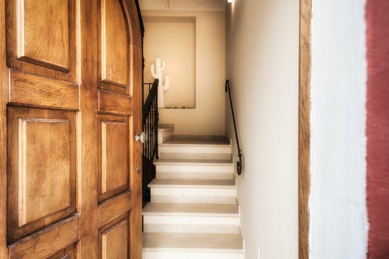ואסטו Palazzo Eugenia Suites מראה חיצוני תמונה