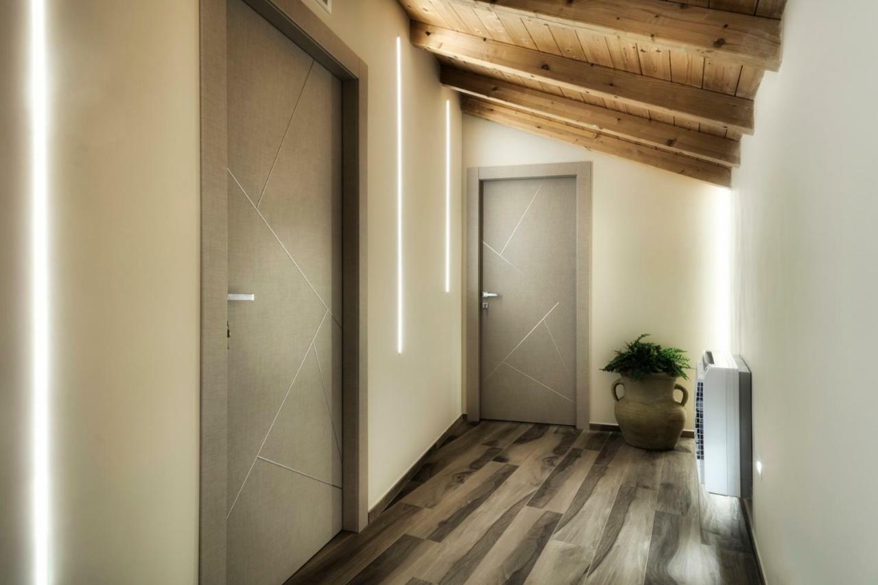 ואסטו Palazzo Eugenia Suites מראה חיצוני תמונה