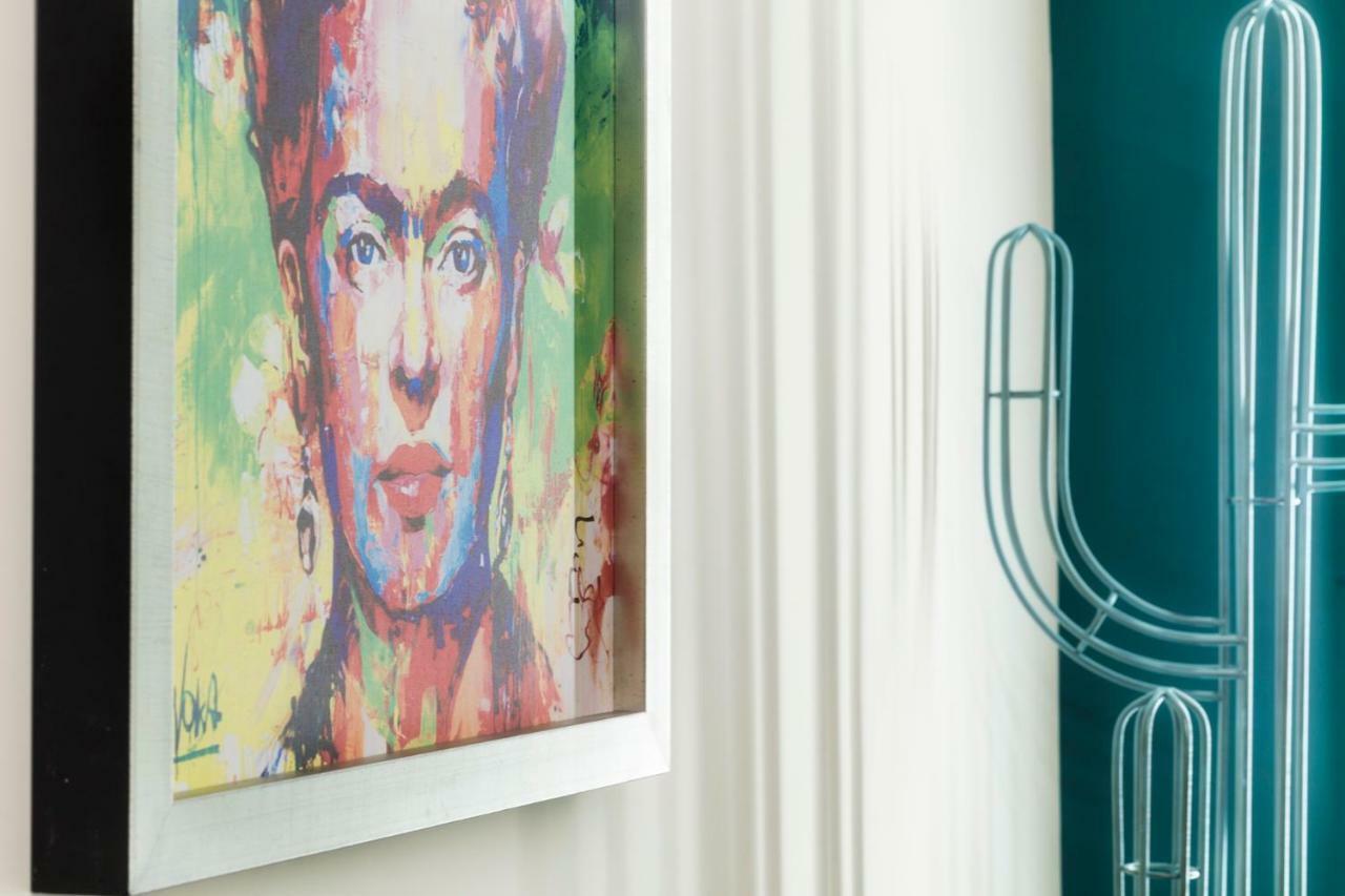 ואסטו Palazzo Eugenia Suites מראה חיצוני תמונה